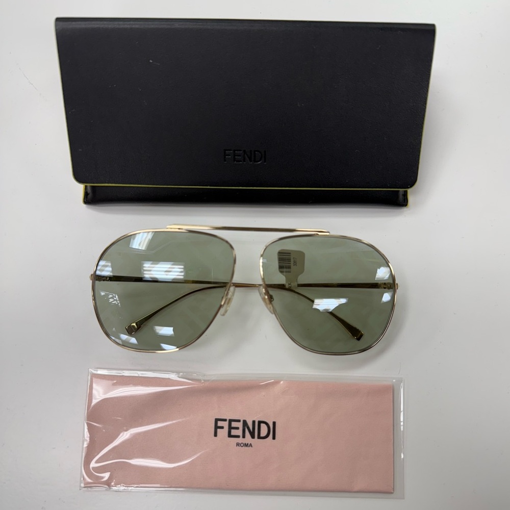 FENDI  Metal Fendi Forever Aviator Sunglasses FF0407/G/S in Gold